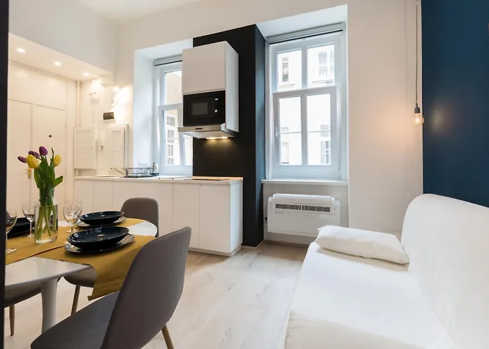 Lazar Opera House Apartamento *